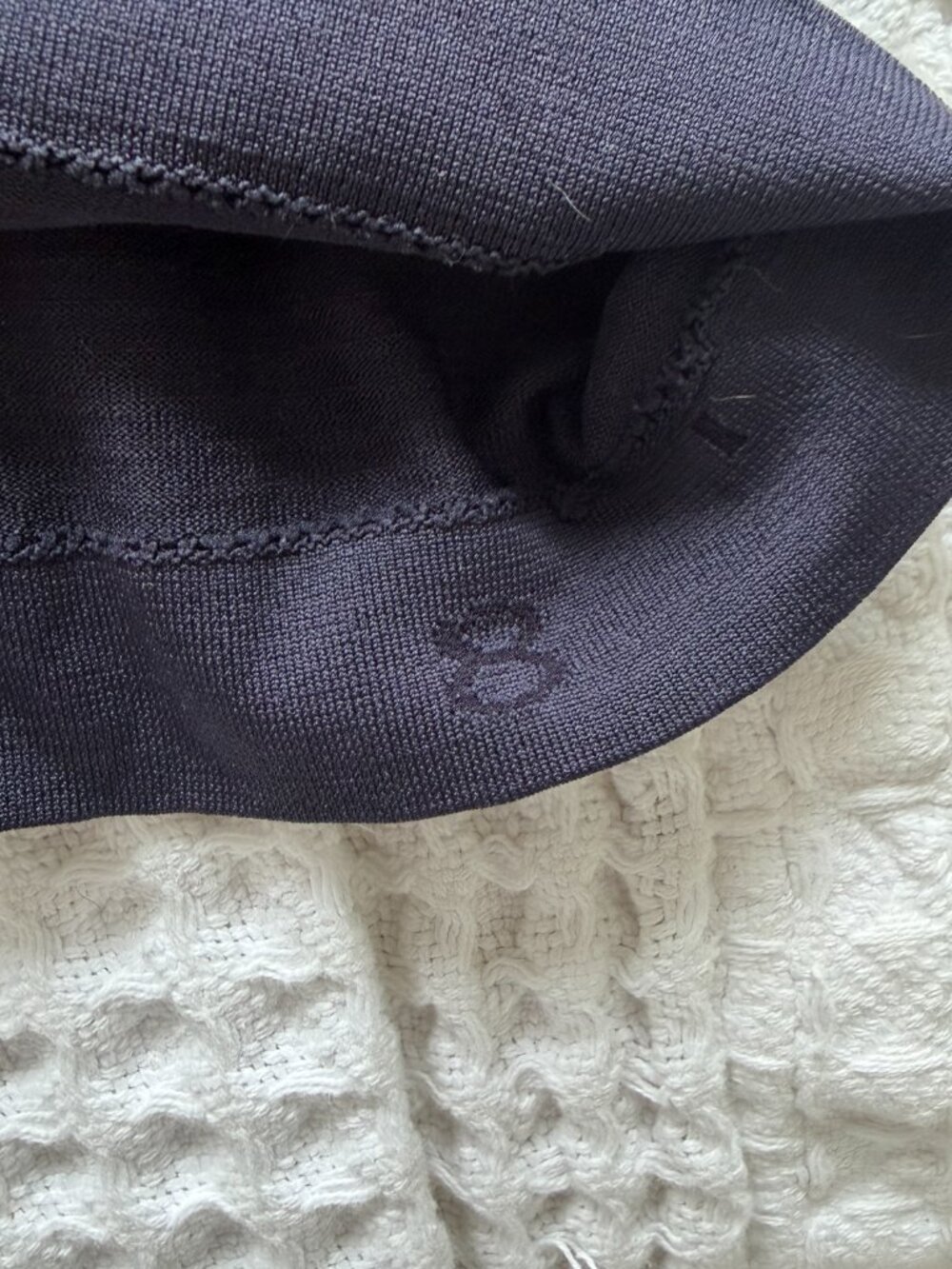 Lululemon Racer Back Workout Tank Top - Picture 3 of 4
